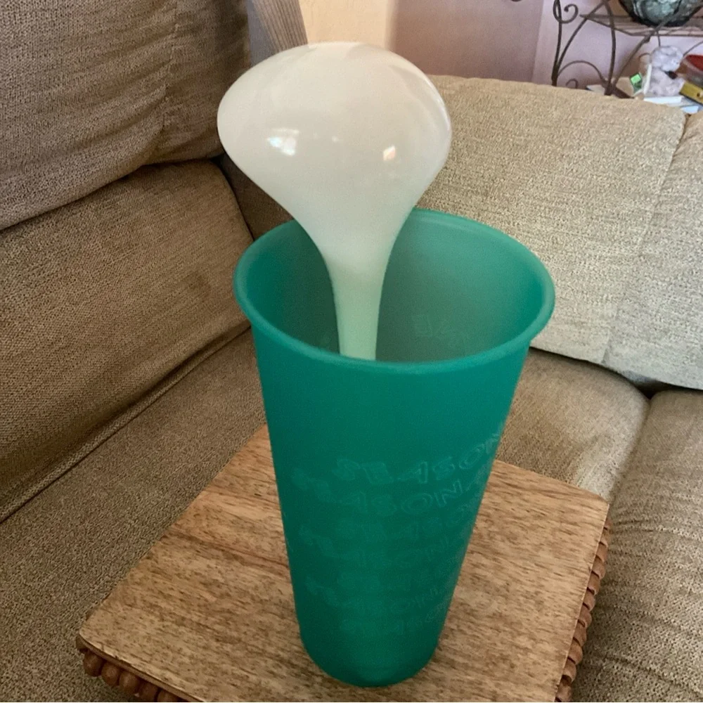 Vintage Melamine Spoon Tai-Hong 7006-A Sm Ladle White Leaf Pattern